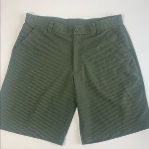 Under Armour Men’s Green Striped Heat Gear Golf Summer Shorts Size 38